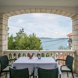 Apartment Lovric, Trogir